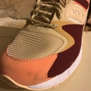 Men’s Saucony sneakers size 10.5